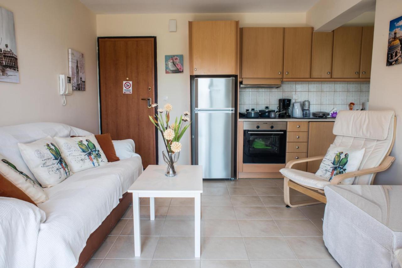 Lovely Apartment Next To The Sea Lygia Korinthias Ligia  المظهر الخارجي الصورة