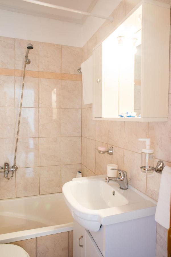 Lovely Apartment Next To The Sea Lygia Korinthias Ligia  المظهر الخارجي الصورة